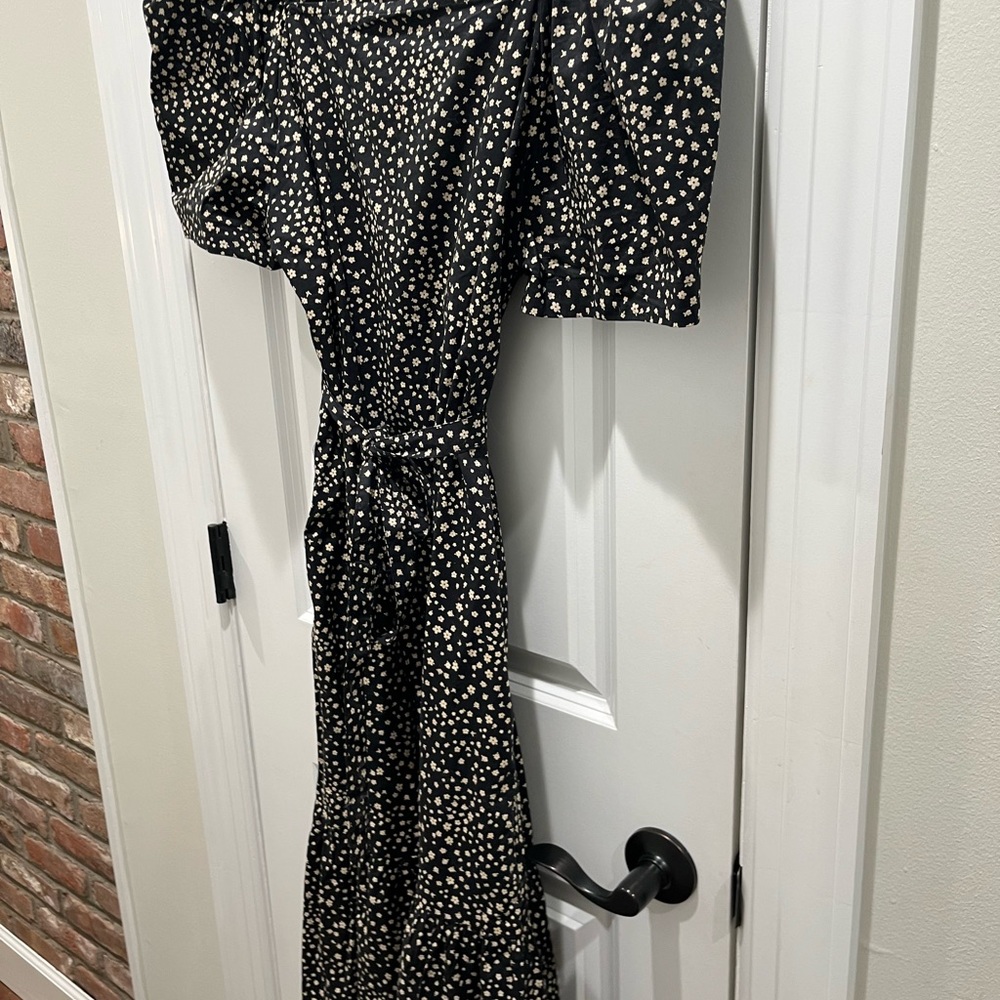 Levis Long black and cream floral dress